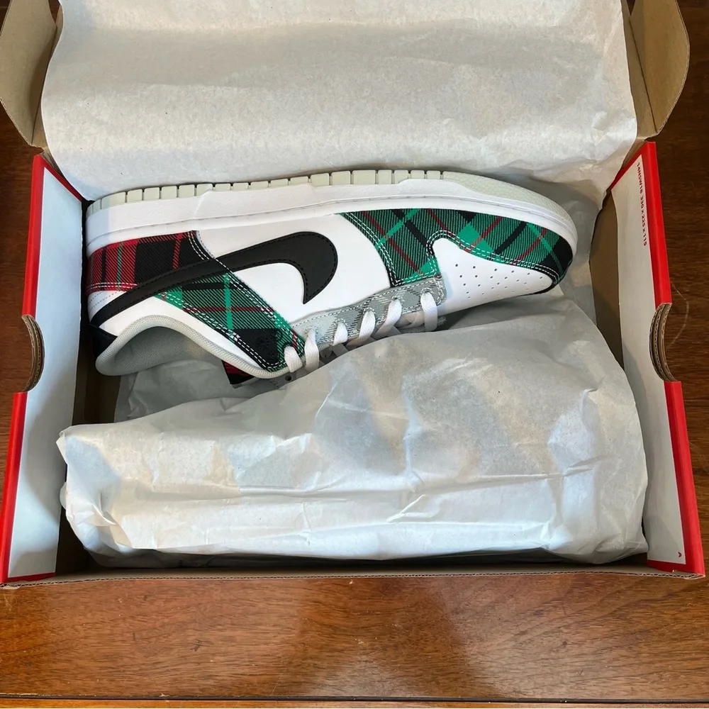 NIKE Dunk Low Retro Premium - Picture 3 of 12